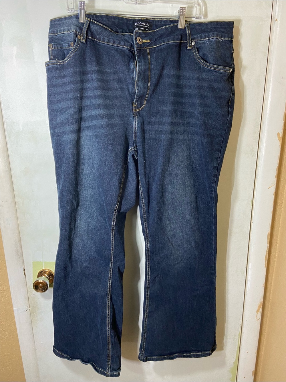 BloomChic Dark Blue Bootcut Jeans - Picture 1 of 3